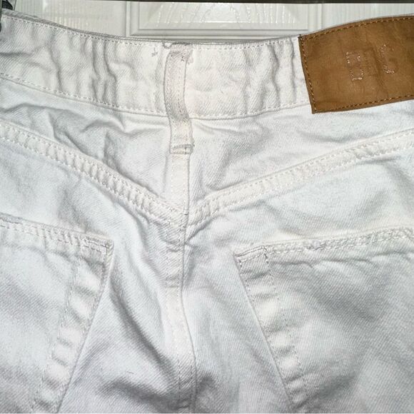Urban Outfitters BDG High Waisted Puddle Jeans White Size 27/32 - Picture 5 of 10